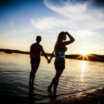 Miért rejtjük el a valódi érzéseinket a mosoly mögé: a "minden rendben" szindróma ára a pároknál miert-rejtjuk-el-a-valodi-erzeseinket-a-mosoly-moge-a.jpg